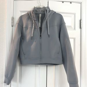 Lululemon cropped full zip scuba jacket.